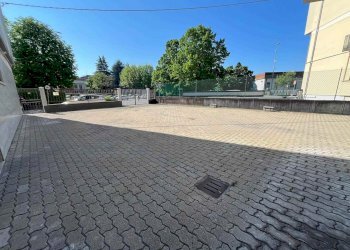 Shop Modena (neighborhood Crocetta) - photo 26