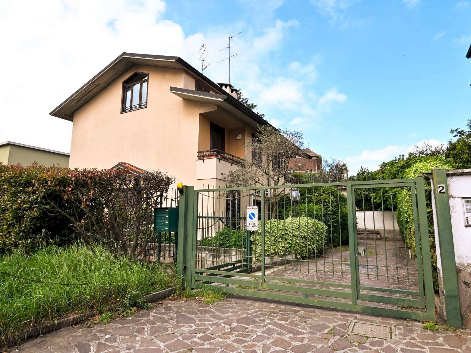 Villa Monza - foto 3