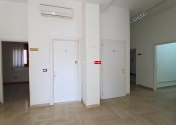 Office Via Madonna Piccola, Martina Franca - photo 7
