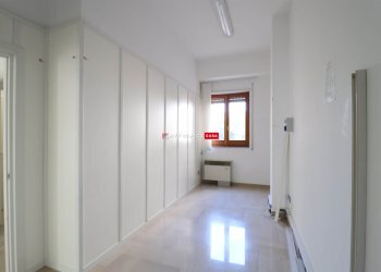 Office Via Madonna Piccola, Martina Franca - photo 15