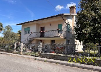 Foto 1 - Independent house Via Treffen, Capriva del Friuli - photo 1