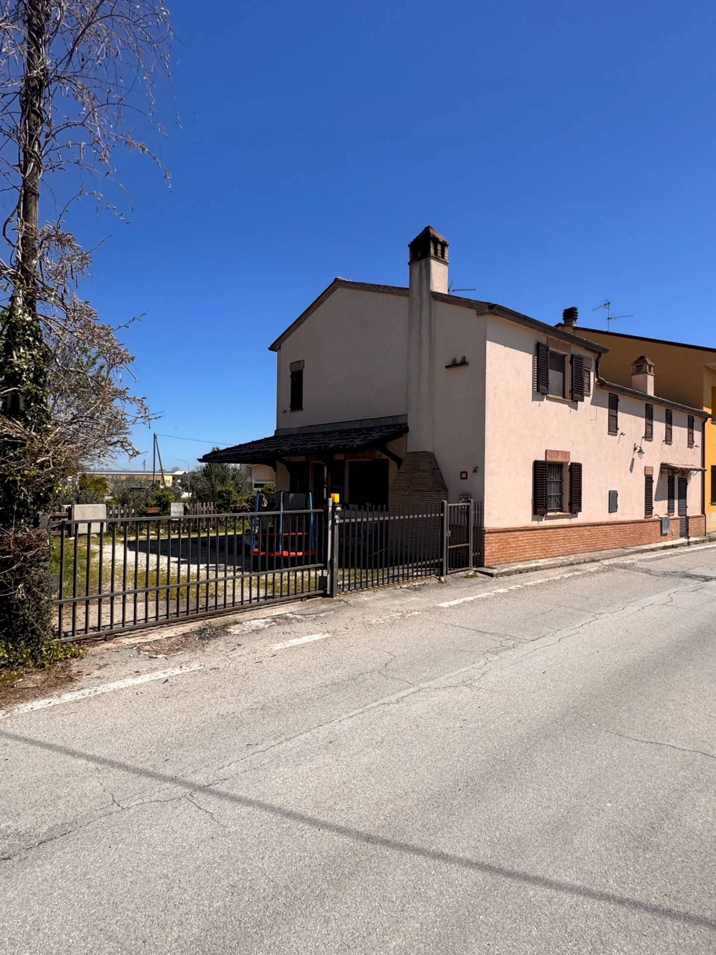 Foto 1 - Casa semi indipendente via Dante Mattii
 
22, Montegiorgio - foto 1