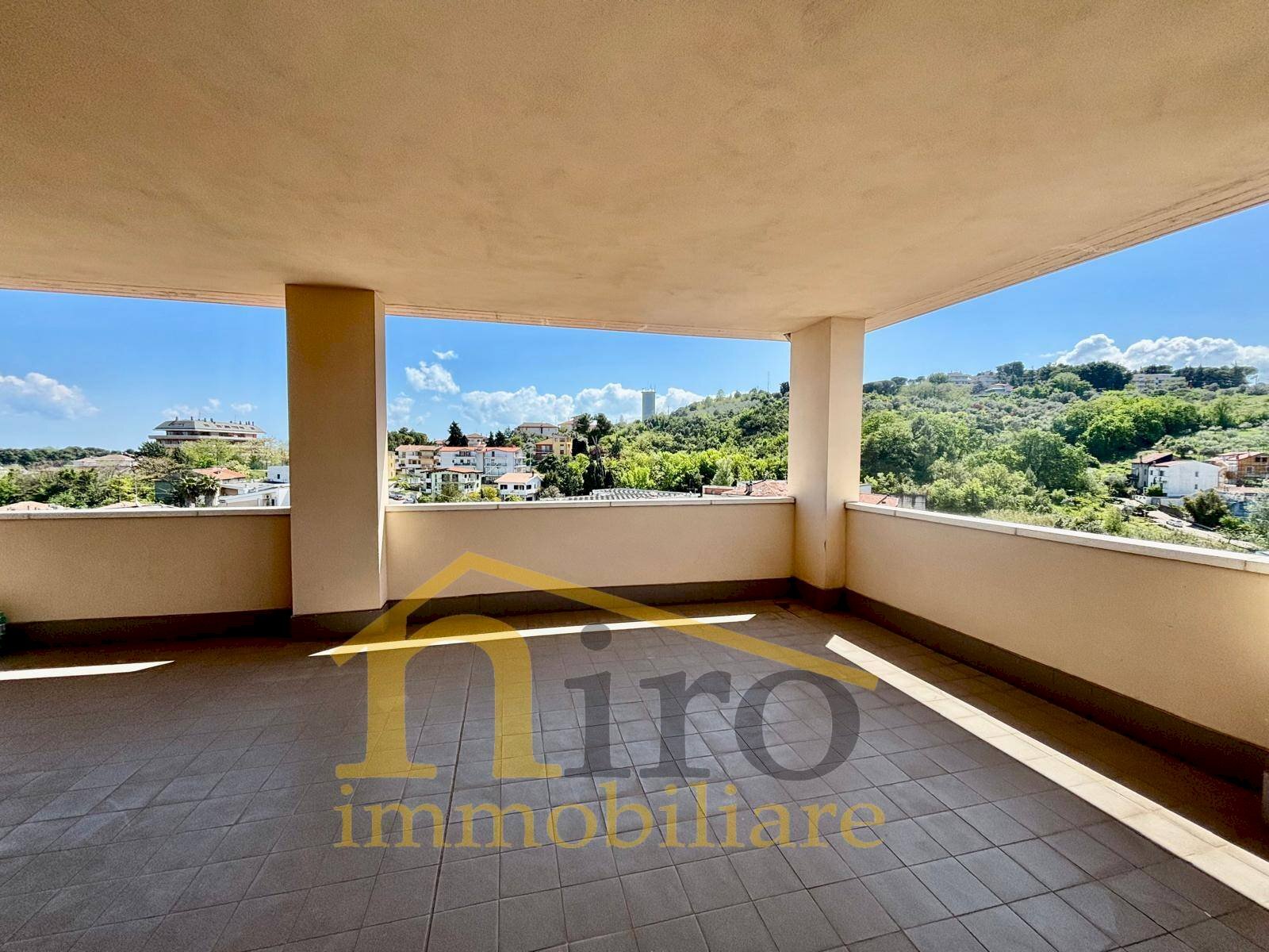 Foto 2 - Attic Via Tirino
 
12, Pescara - photo 2