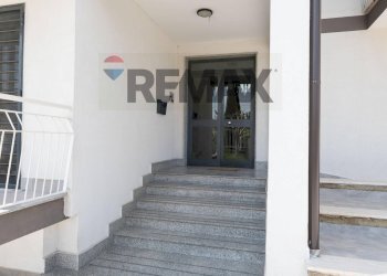 Scale - Appartamento Via Appia
 
168, San Nicola la Strada - foto 17