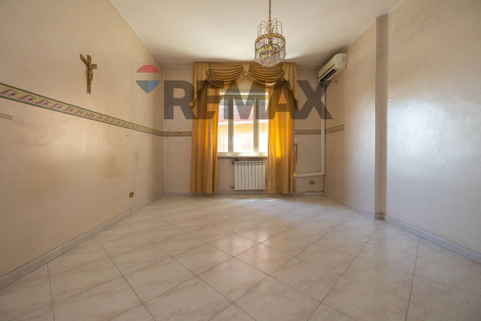 Stanza vuota - Quadrilocale via Giuseppe Rocco
 
21, Casoria - foto 3