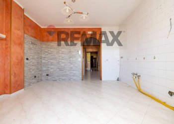 Stanza vuota - Quadrilocale via Giuseppe Rocco
 
21, Casoria - foto 17