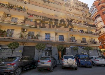 Edificio all\'aperto - Quadrilocale via Giuseppe Rocco
 
21, Casoria - foto 27