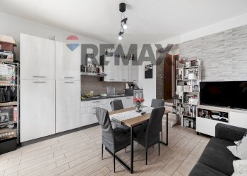 Sala da pranzo - Bilocale VIA GIUSEPPE PARINI
 
4, Cavenago di Brianza - foto 8