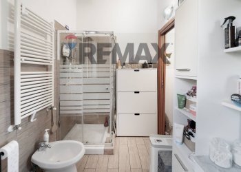 Bagno - Bilocale VIA GIUSEPPE PARINI
 
4, Cavenago di Brianza - foto 14