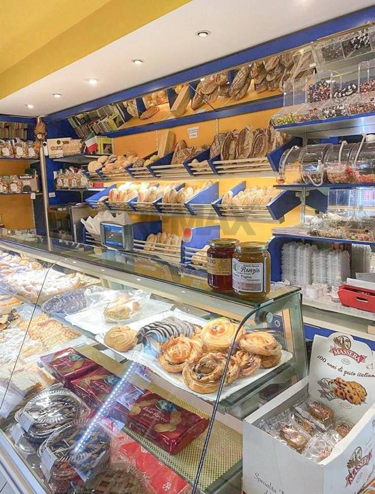 Dettagli - Attività Commerciale Via Adua
10, Cernusco sul Naviglio - foto 3