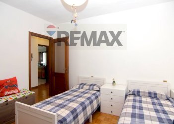 Camera / camera da letto - Semi-detached house via Cerea
 
22, Gazzada Schianno - photo 17
