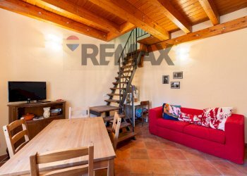 Sala da pranzo - Three-room apartment Via Capena
 
1, Capena - photo 3