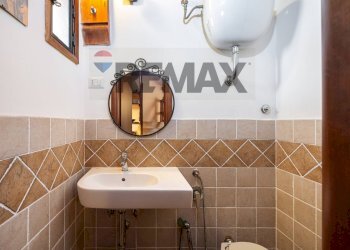 Bagno - Three-room apartment Via Capena
 
1, Capena - photo 12