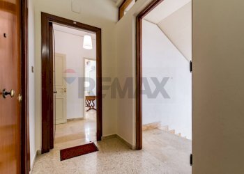 Hall / corridoio - Four-room apartment Viale Regina Margherita
 
9, Palermo - photo 35