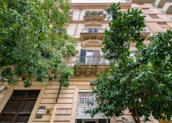 Edificio all\'aperto - Commercial Premises Via Principe Di Belmonte
 
97, Palermo - photo 7