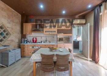 Cucina - Four-room apartment Via Pisano Baudo
 
20, Lentini - photo 6