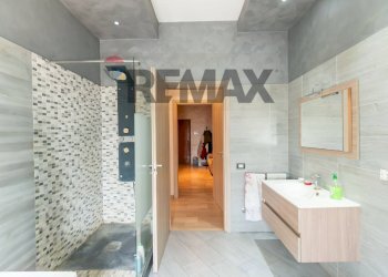 Bagno - Four-room apartment Via Pisano Baudo
 
20, Lentini - photo 17