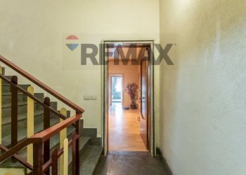 Hall / corridoio - Four-room apartment Via Pisano Baudo
 
20, Lentini - photo 22