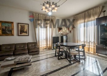 Sala da pranzo - Four-room apartment Via Pisano Baudo
 
20, Lentini - photo 1