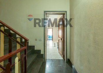 Hall / corridoio - Four-room apartment Via Pisano Baudo
 
20, Lentini - photo 20