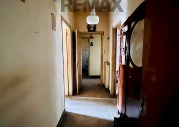 Hall / corridoio - Appartamento via galliano
 
109, Randazzo - foto 2