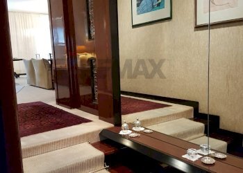 Ricezione / Lobby - Villa Via Cardinale Nava
 
12, Catania - foto 3