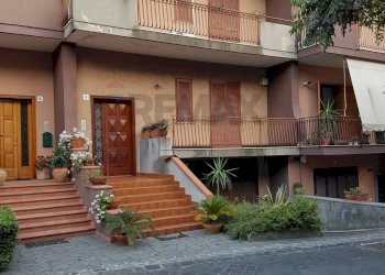 Casa all\'aperto - Villa Via Cardinale Nava
 
12, Catania - foto 13