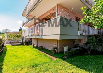 Casa all\'aperto - Quadrilocale Via Provinciale per Riposto
 
3, Acireale - foto 1