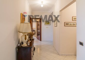 Hall / corridoio - Quadrilocale Via Provinciale per Riposto
 
3, Acireale - foto 5