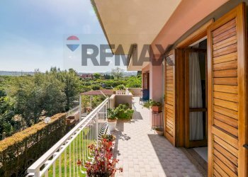 Balcone - Quadrilocale Via Provinciale per Riposto
 
3, Acireale - foto 6