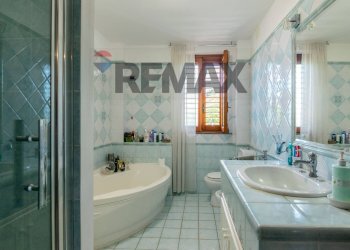 Bagno - Quadrilocale Via Provinciale per Riposto
 
3, Acireale - foto 18