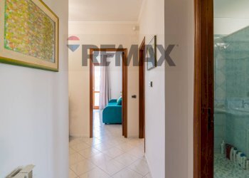 Hall / corridoio - Quadrilocale Via Provinciale per Riposto
 
3, Acireale - foto 22