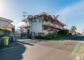 Edificio all\'aperto - Quadrilocale Via Provinciale per Riposto
 
3, Acireale - foto 43