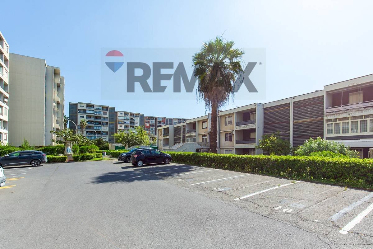Edificio all\'aperto - Appartamento Viale Castagnola
11, Catania - foto 2