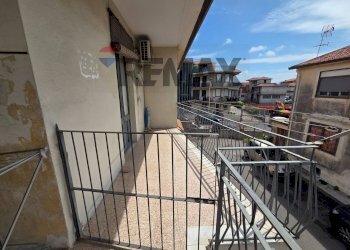 Balcone - Trilocale Via Erbe Bianche
 
10, Misterbianco - foto 3