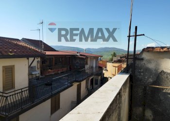 Balcone - Independent house Via Alessandro Manzoni
 
26, Maletto - photo 8