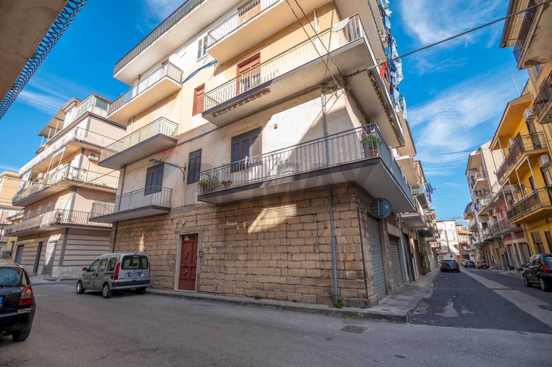 Edificio all\'aperto - Quadrilocale Via Monfalcone
 
75, Francofonte - foto 3
