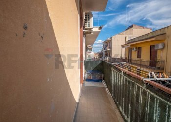 Balcone - Quadrilocale Via Monfalcone
 
75, Francofonte - foto 15