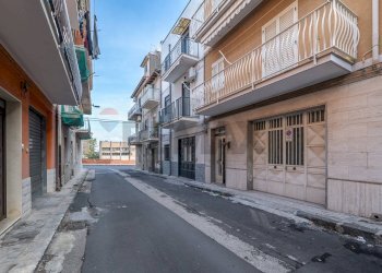 Edificio all\'aperto - Independent house Via Crema
 
11, Francofonte - photo 3