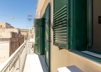 Balcone - Casa indipendente Via Milano
 
113, Avola - foto 2