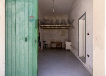 Hall / corridoio - Casa indipendente Via Milano
 
113, Avola - foto 14