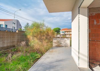 Terrazza - Casa semi indipendente Via dei Gladioli
 
snc, San Pietro Clarenza - foto 7