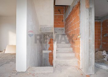 Scale - Villa a Schiera Via dei Gladioli
 
snc, San Pietro Clarenza - foto 30