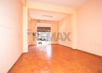 Stanza vuota - Negozio Via Mirone
 
16, Viagrande - foto 15