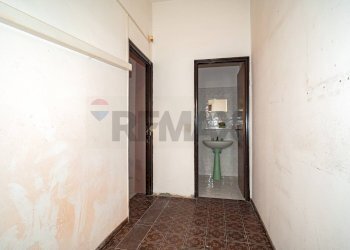 Hall / corridoio - Shop Via Mirone
 
24, Viagrande - photo 18