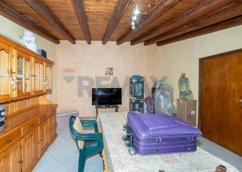 Soggiorno - Villa Via Giuffrida Salvatore
 
15, Mascalucia - foto 14