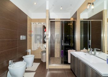 Bagno - Villa Via Giuffrida Salvatore
 
15, Mascalucia - foto 39