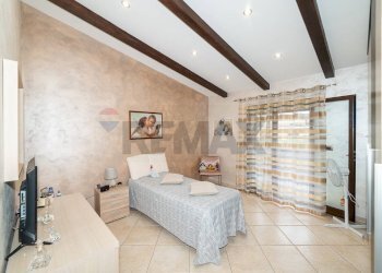 Camera / camera da letto - Villa Via Giuffrida Salvatore
 
15, Mascalucia - foto 40