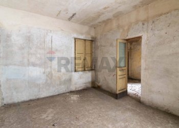 Stanza vuota - Rustico Via Giovanna Condorelli
 
22, Catania - foto 8