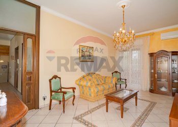 Soggiorno - Three-room apartment VIA SARDEGNA
 
21, Belpasso - photo 26